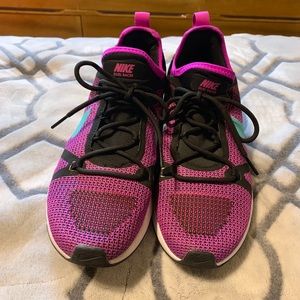 Nike Dual Racer Sneakers